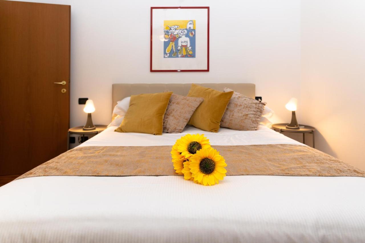 Casa Mazzini Bed & Breakfast Bologna Exterior photo